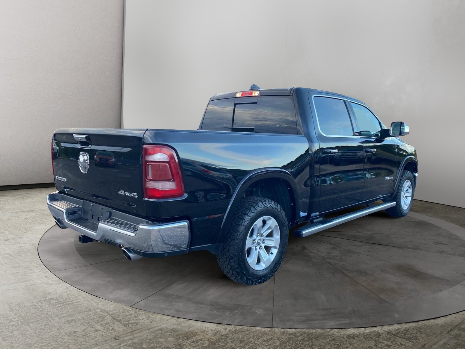 2019 Ram 1500 Laramie 4