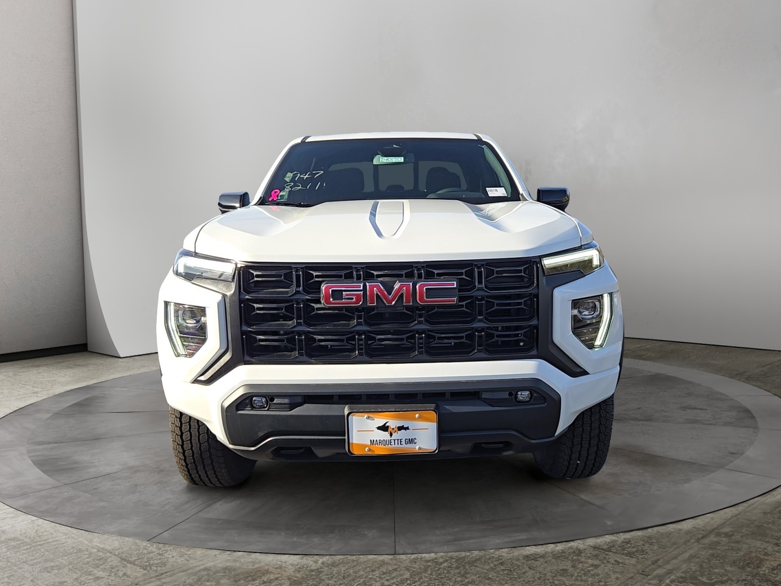 2024 GMC Canyon Elevation 2