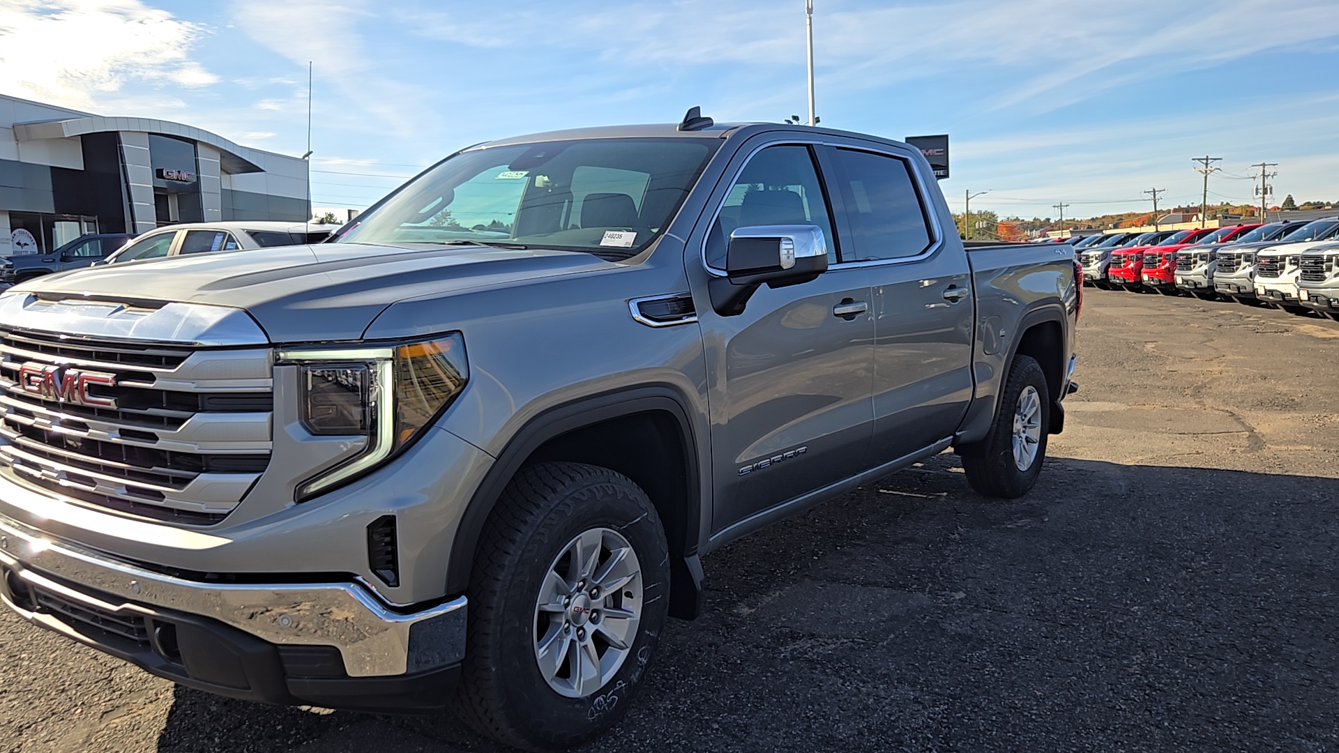 2024 GMC Sierra 1500 SLE 3