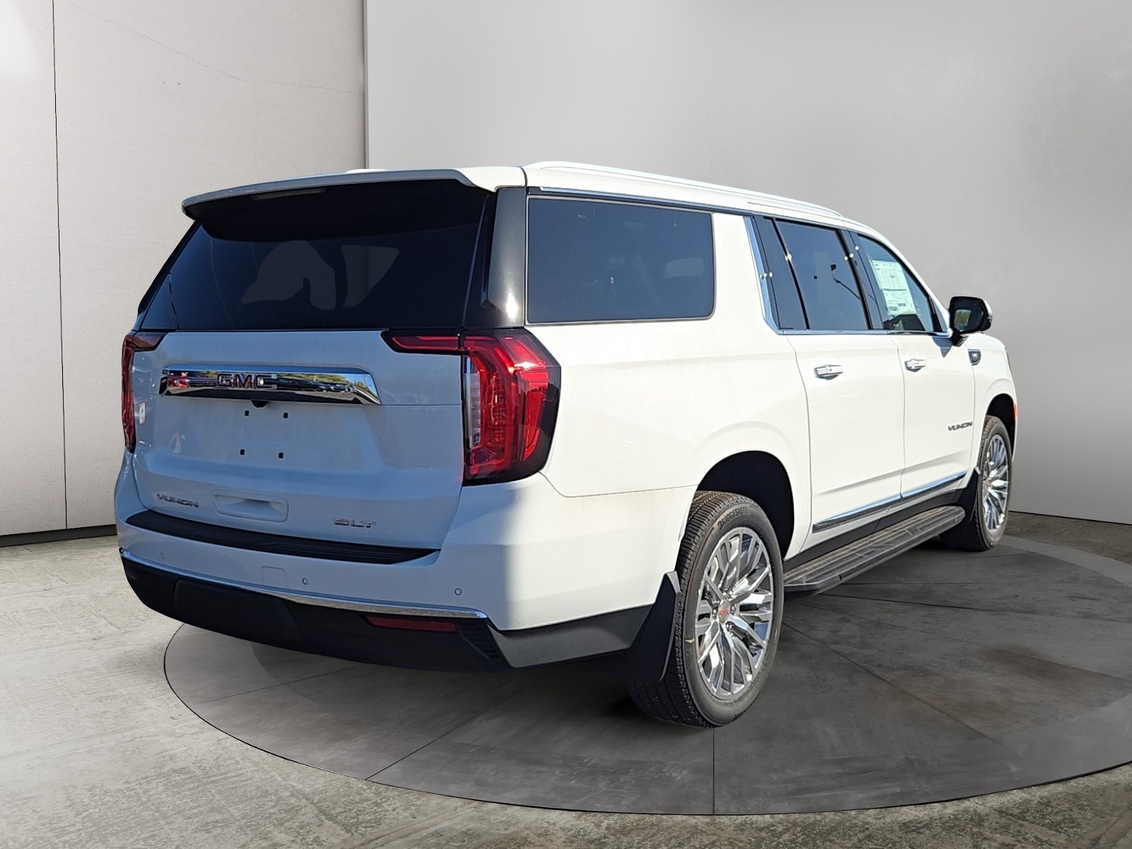 2024 GMC Yukon XL SLT 7