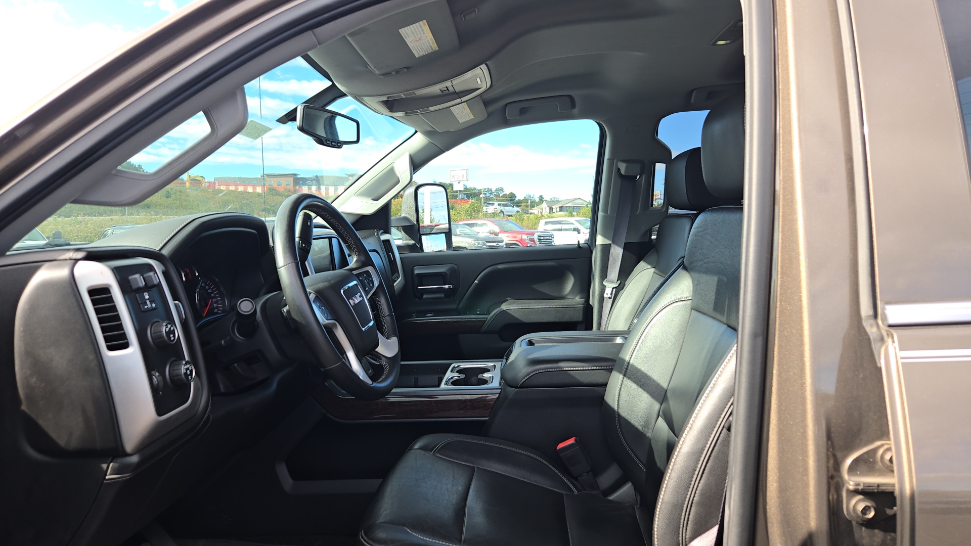 2015 GMC Sierra 2500HD SLT 9