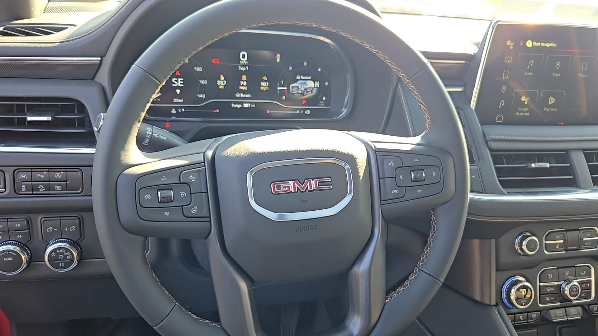 2024 GMC Yukon AT4 12