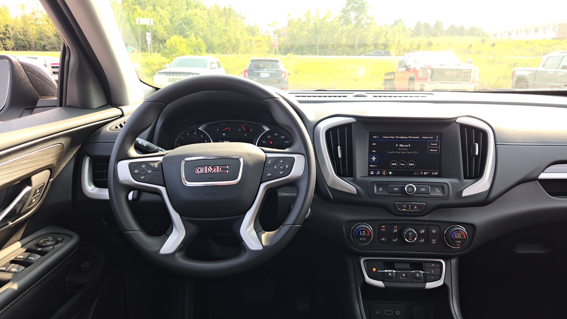 2024 GMC Terrain SLE 12