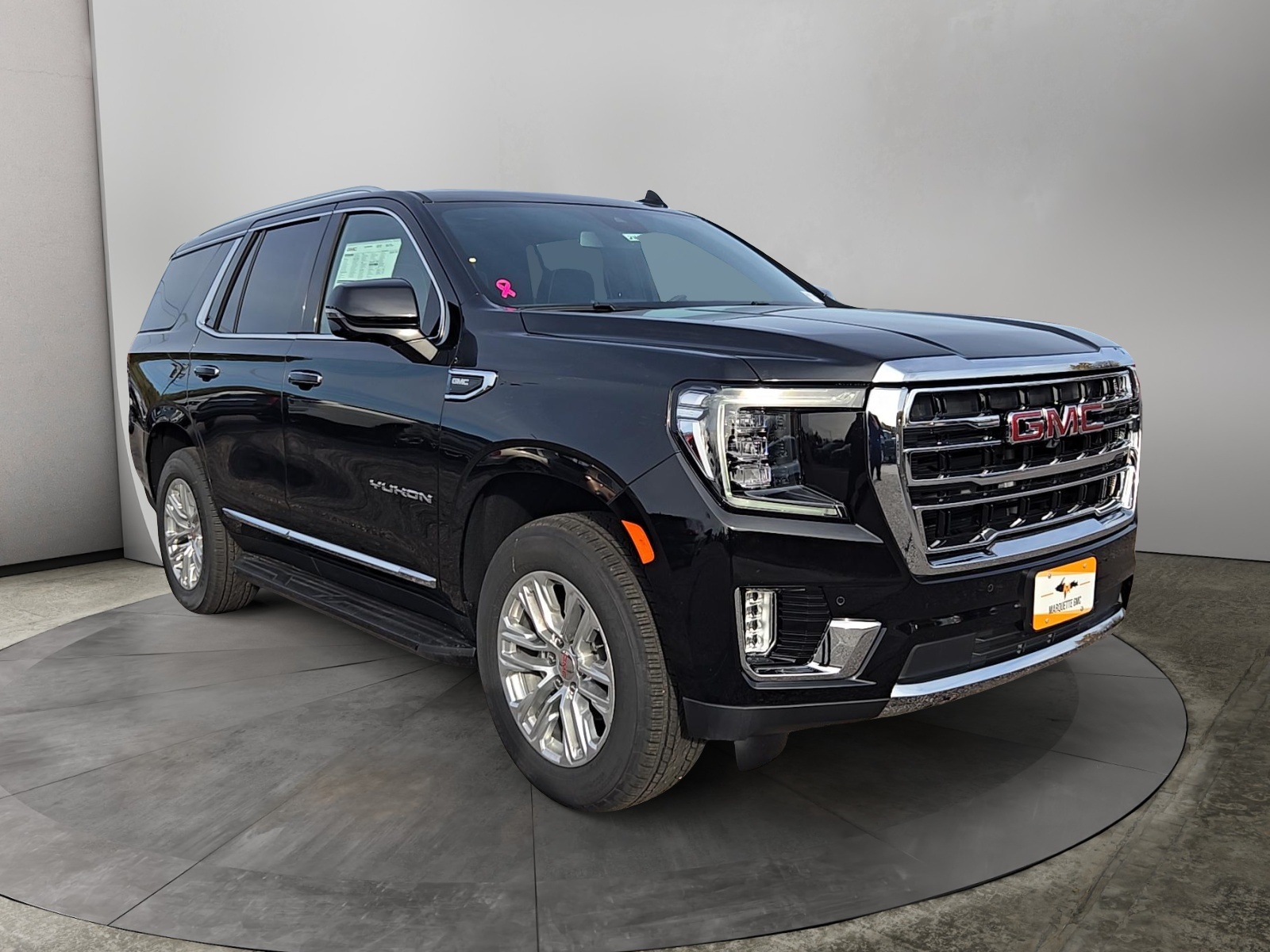 2024 GMC Yukon SLT 1