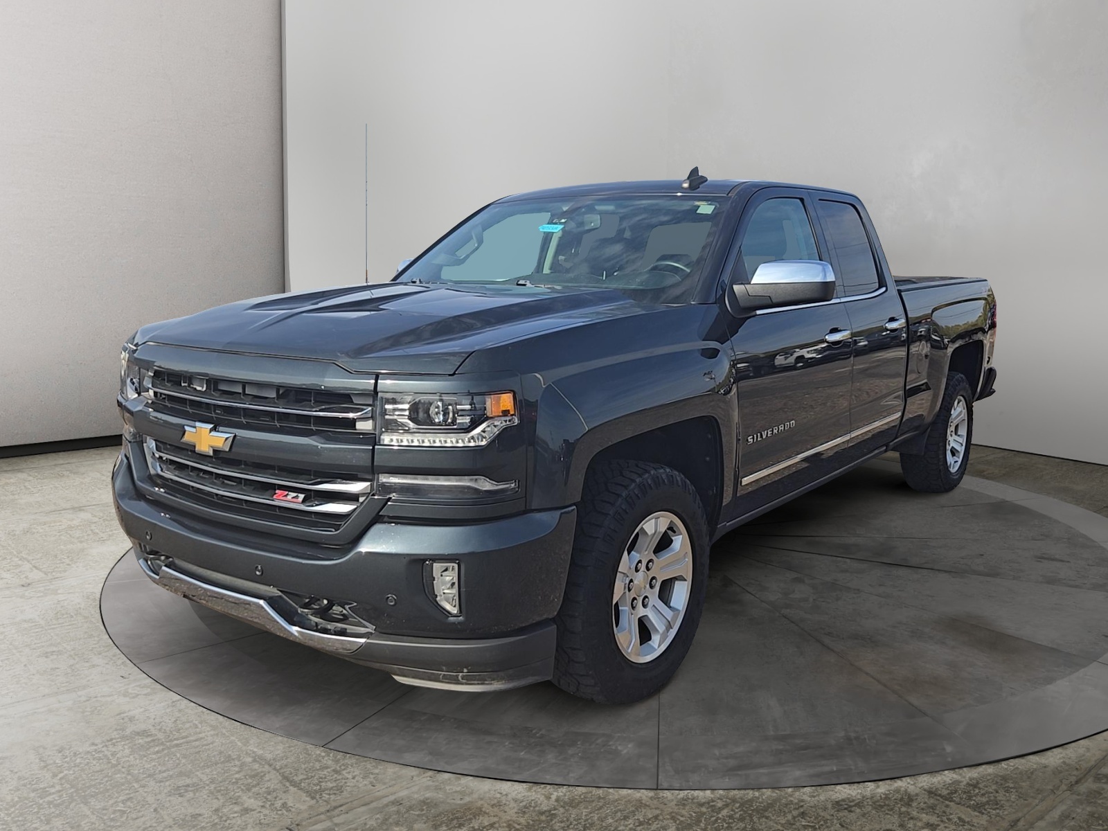 2017 Chevrolet Silverado 1500 LTZ 3