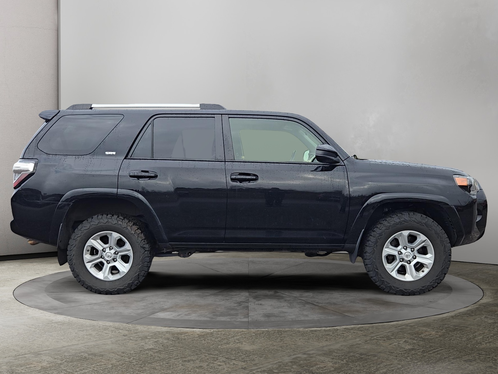 2019 Toyota 4Runner SR5 9