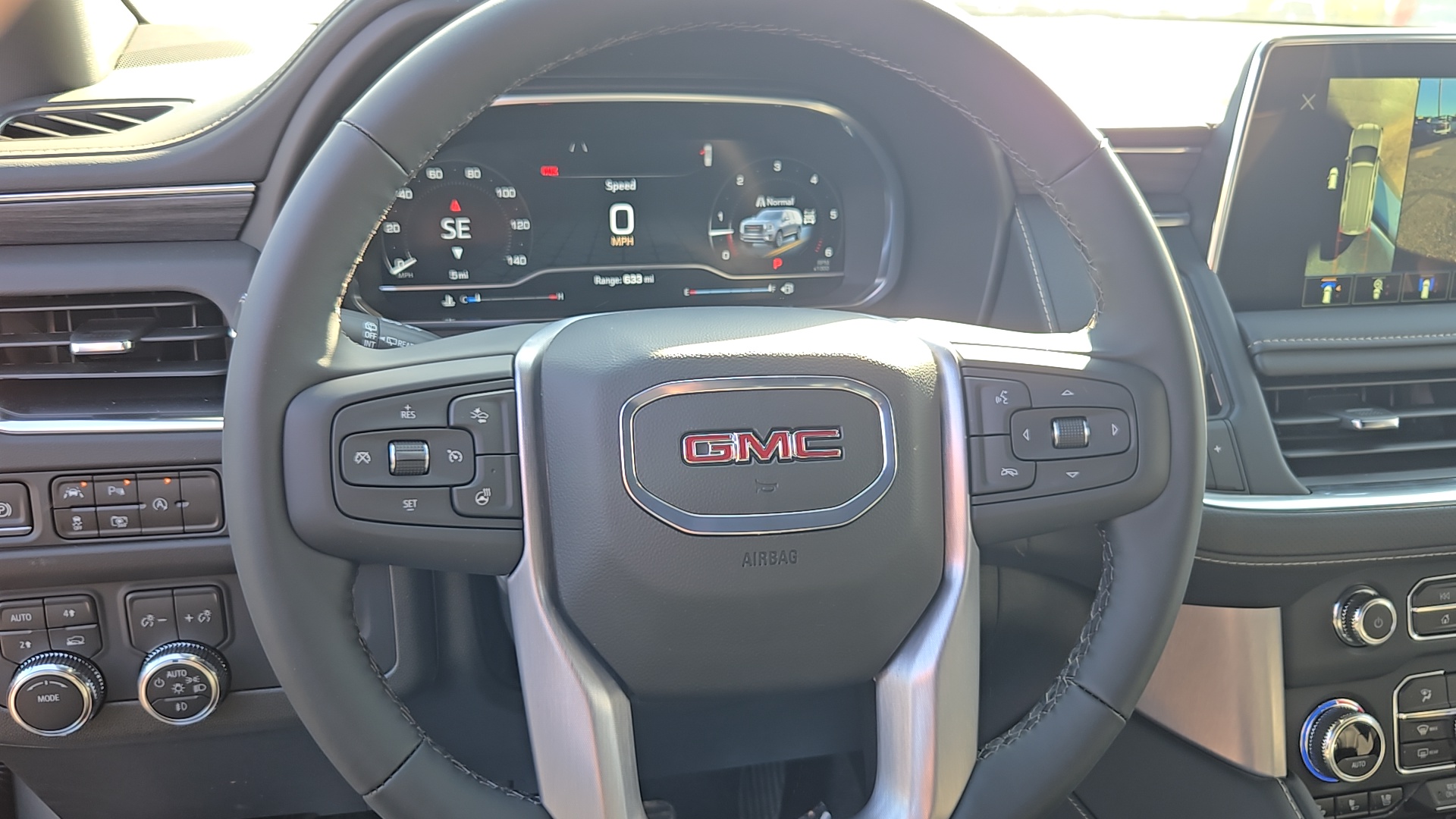 2024 GMC Yukon XL SLT 11