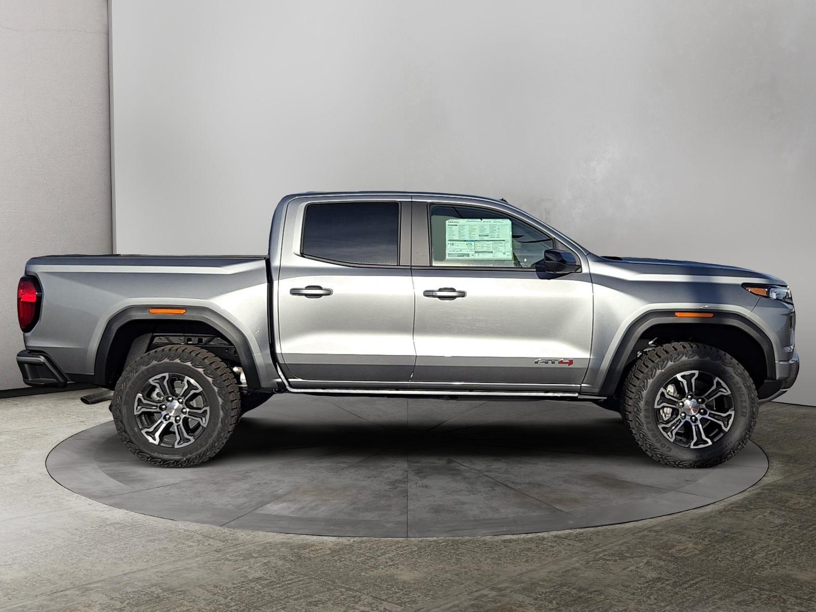 2024 GMC Canyon AT4 8