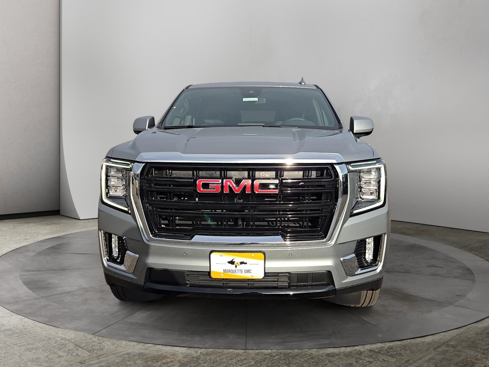 2024 GMC Yukon SLE 2