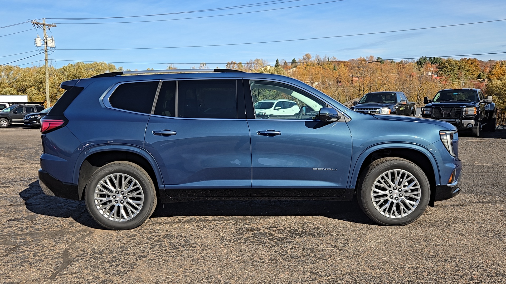 2024 GMC Acadia Denali 9