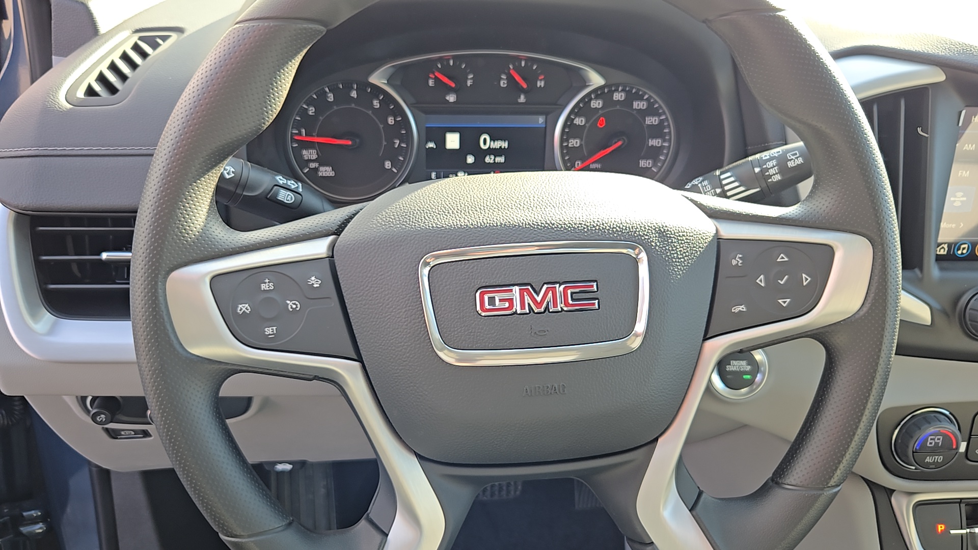 2024 GMC Terrain SLE 11