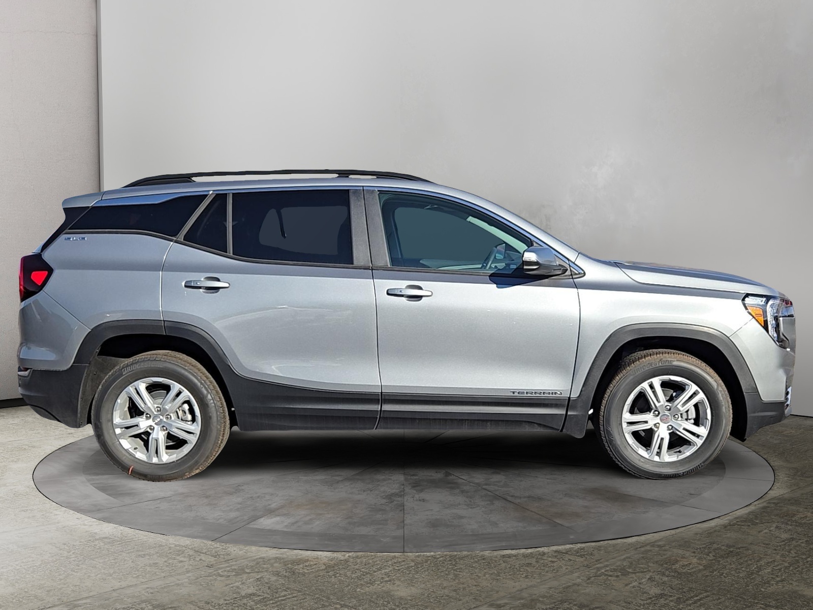 2024 GMC Terrain SLE 8