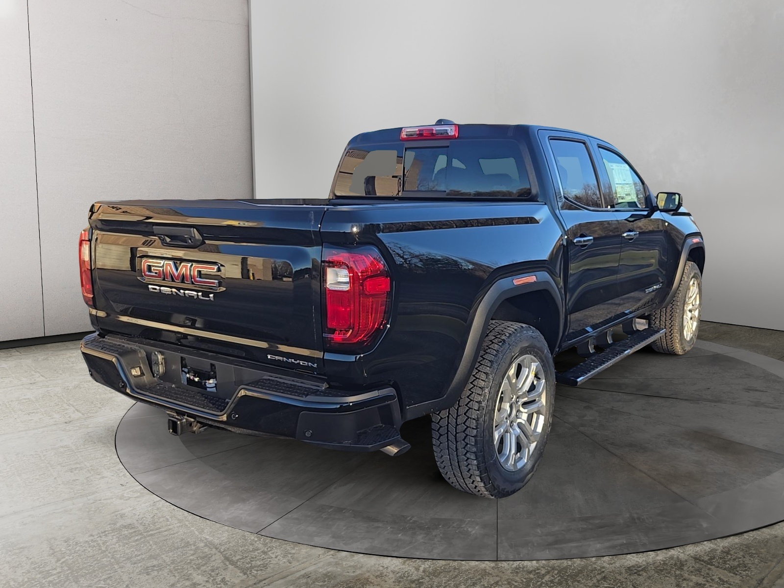 2024 GMC Canyon Denali 8