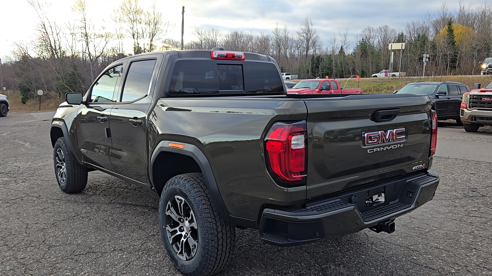 2024 GMC Canyon AT4 6