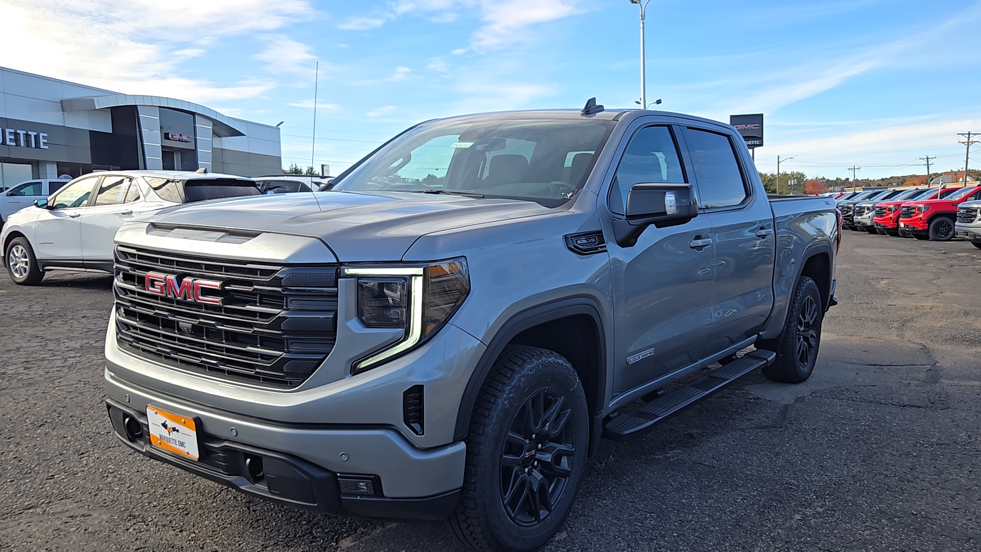 2025 GMC Sierra 1500 Elevation 3