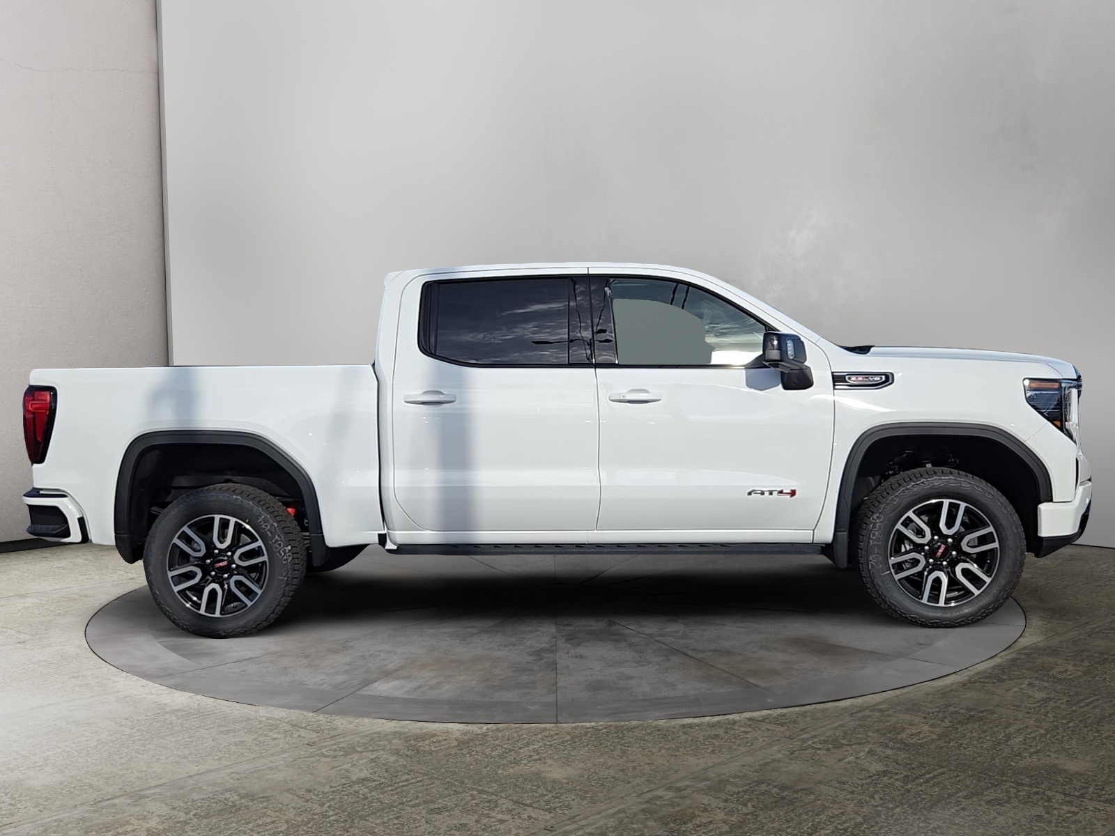 2025 GMC Sierra 1500 AT4 8