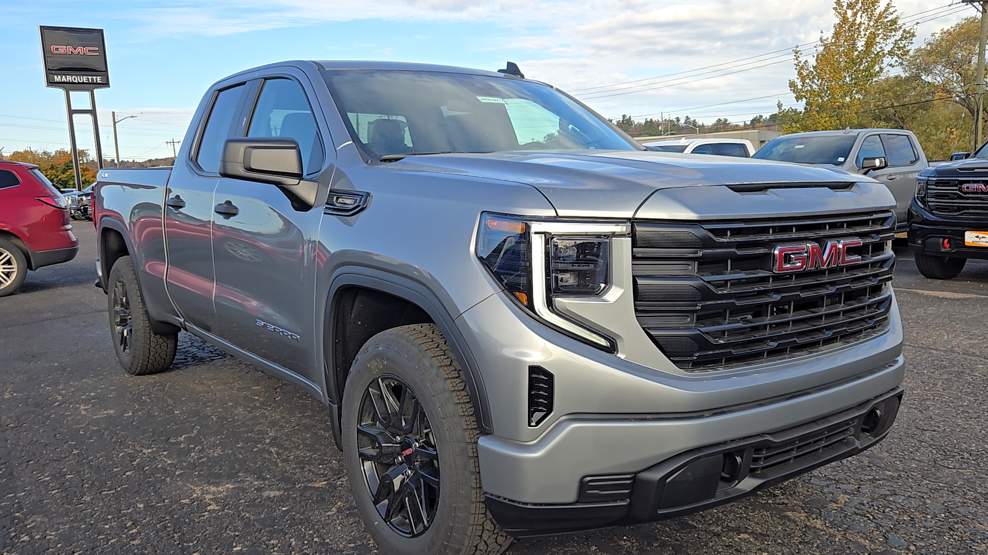 2025 GMC Sierra 1500 Pro 1