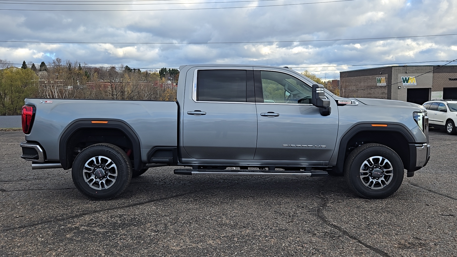 2025 GMC Sierra 2500HD SLE 9