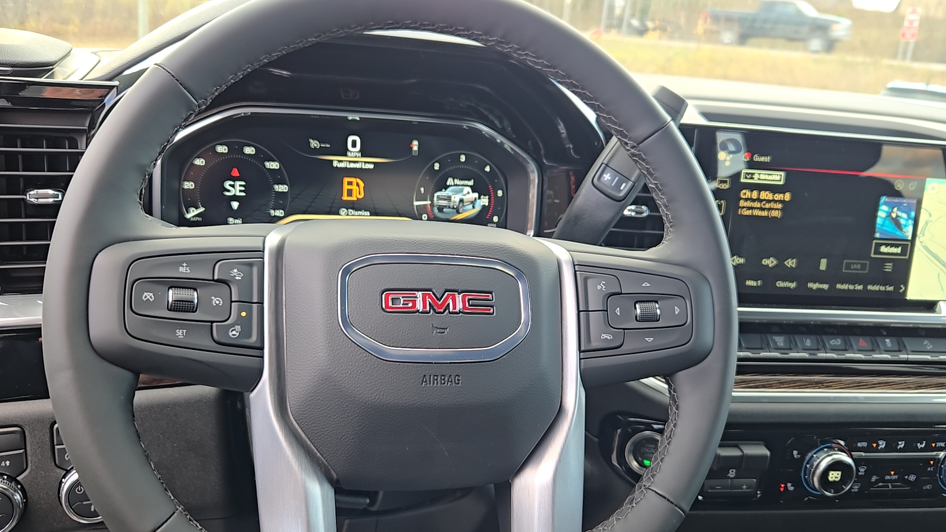 2025 GMC Sierra 2500HD SLE 12