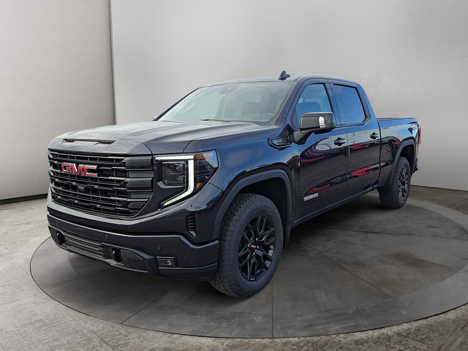 2025 GMC Sierra 1500 Elevation 3