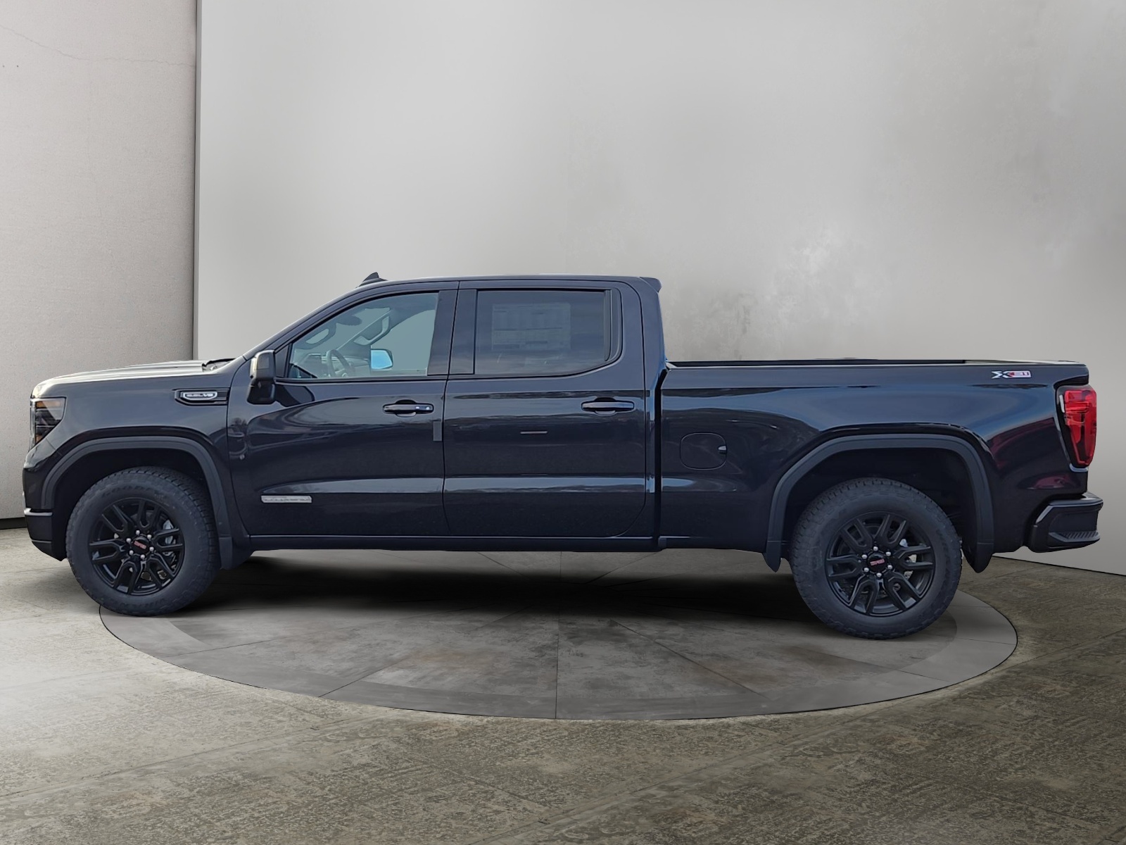 2025 GMC Sierra 1500 Elevation 4