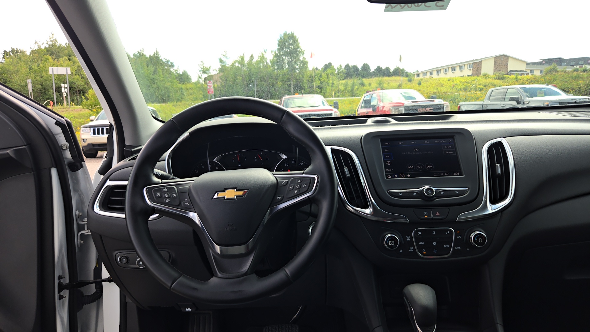 2024 Chevrolet Equinox LT 11