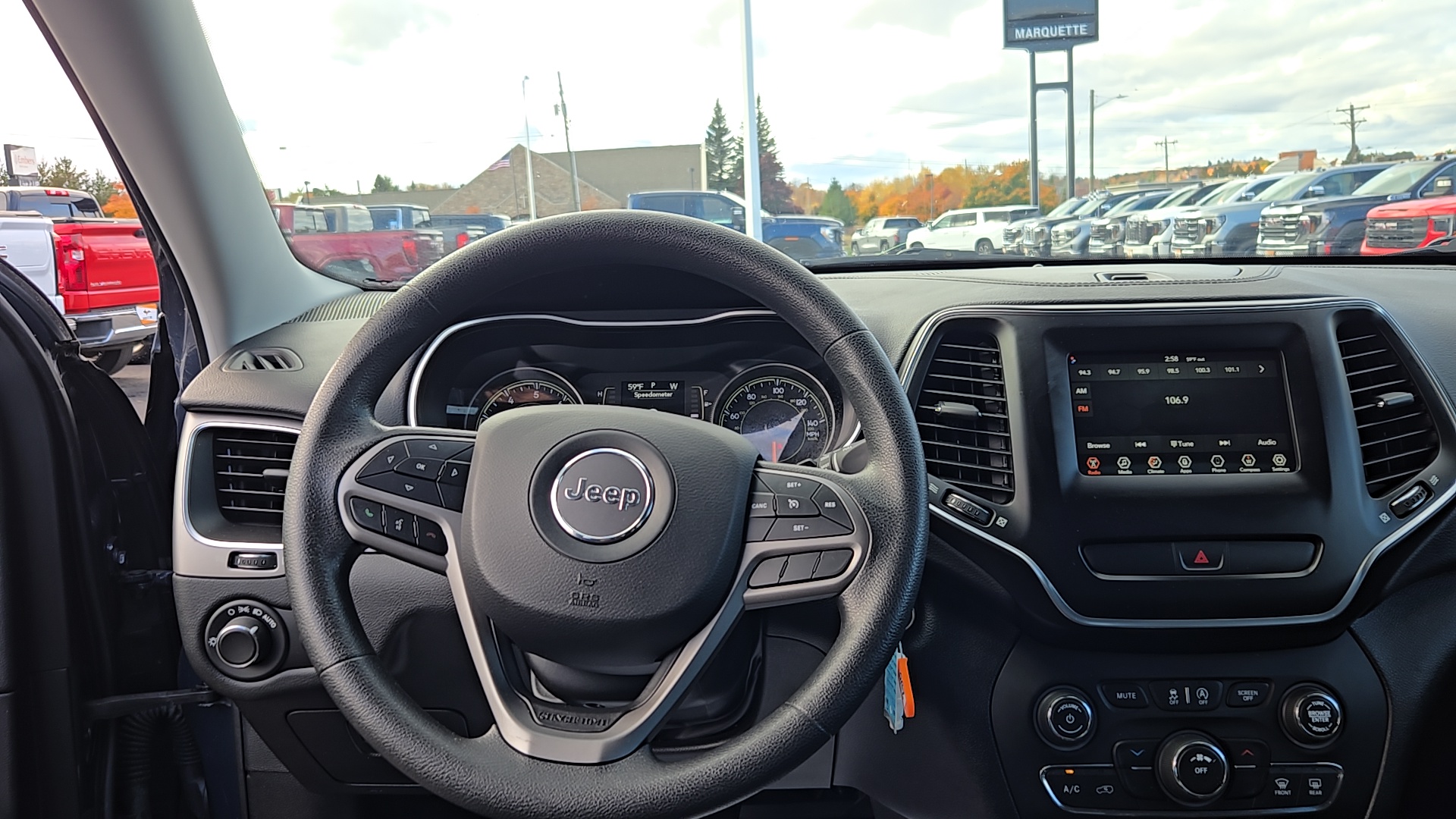 2020 Jeep Cherokee Latitude 10