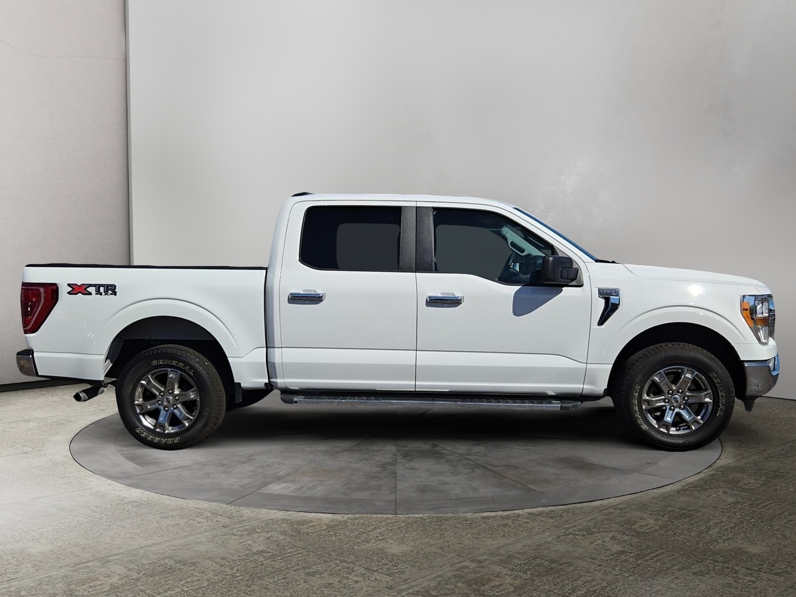 2021 Ford F-150 XLT 8