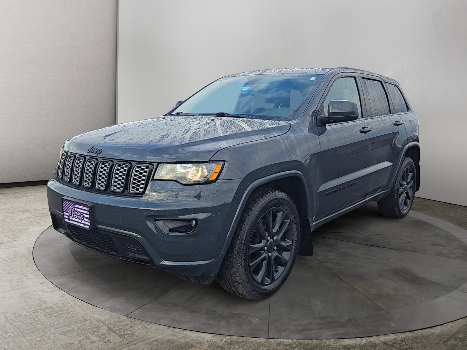 2018 Jeep Grand Cherokee Altitude 3