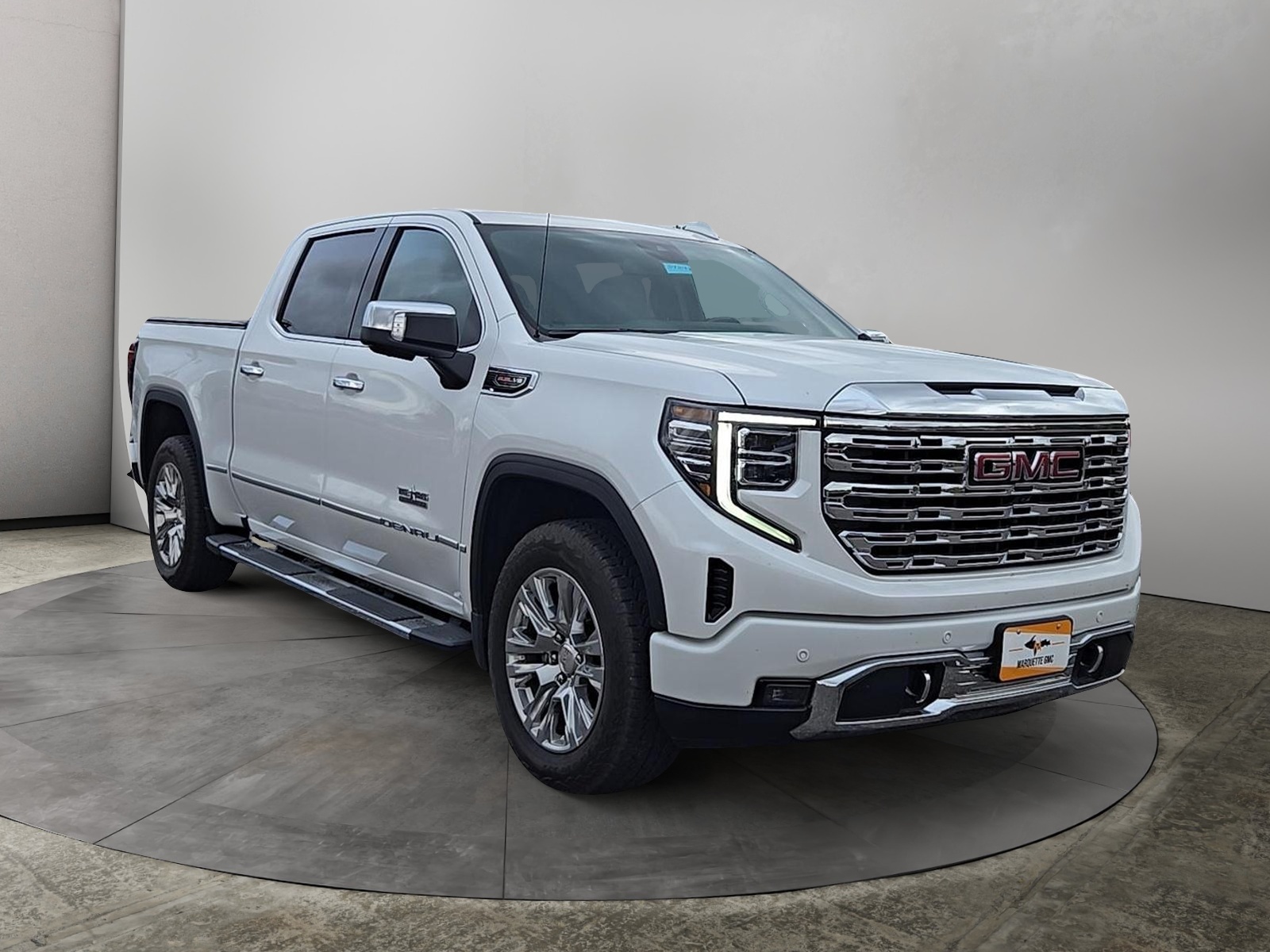 2022 GMC Sierra 1500 Denali 1