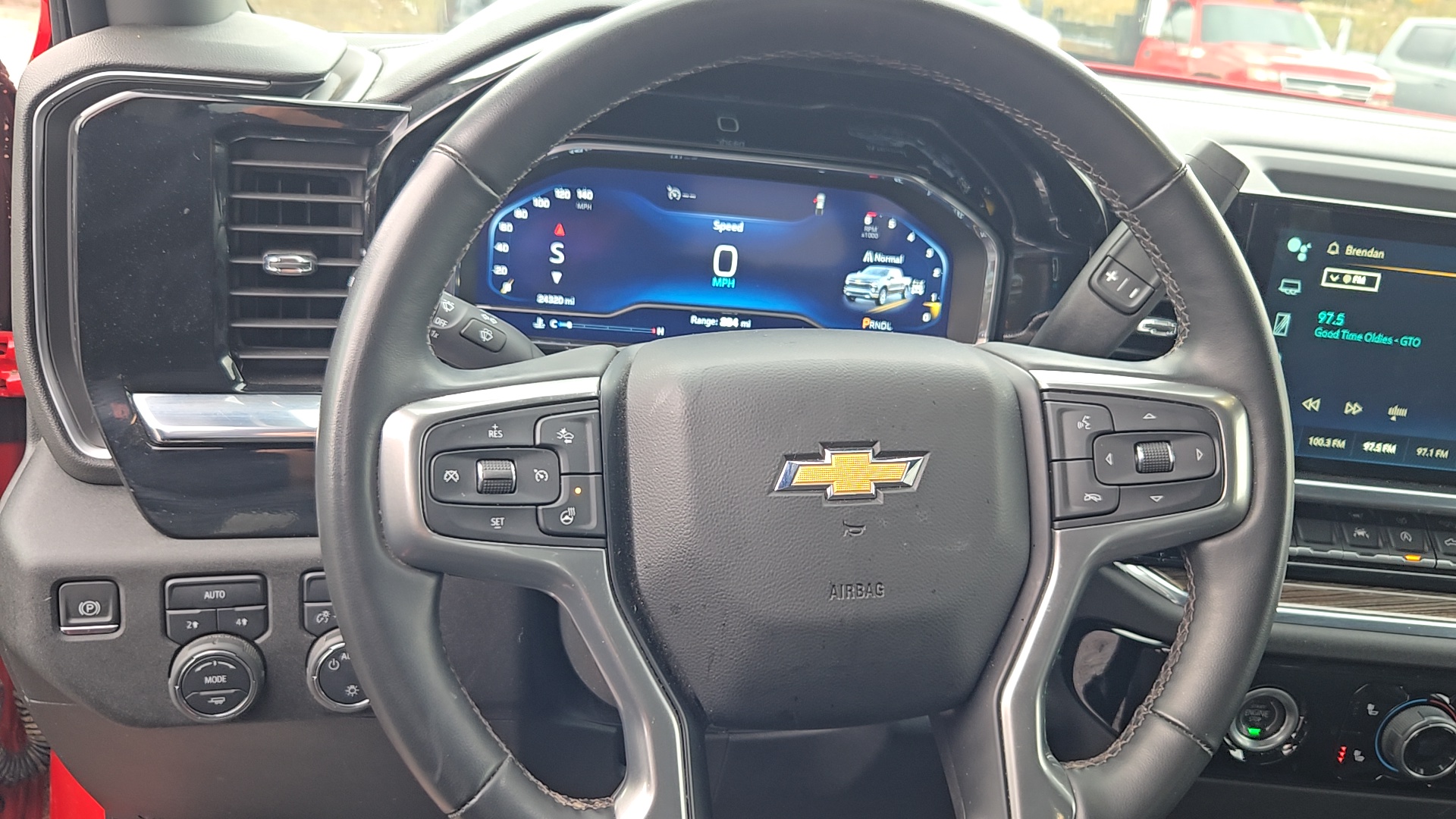 2023 Chevrolet Silverado 1500 LT 10