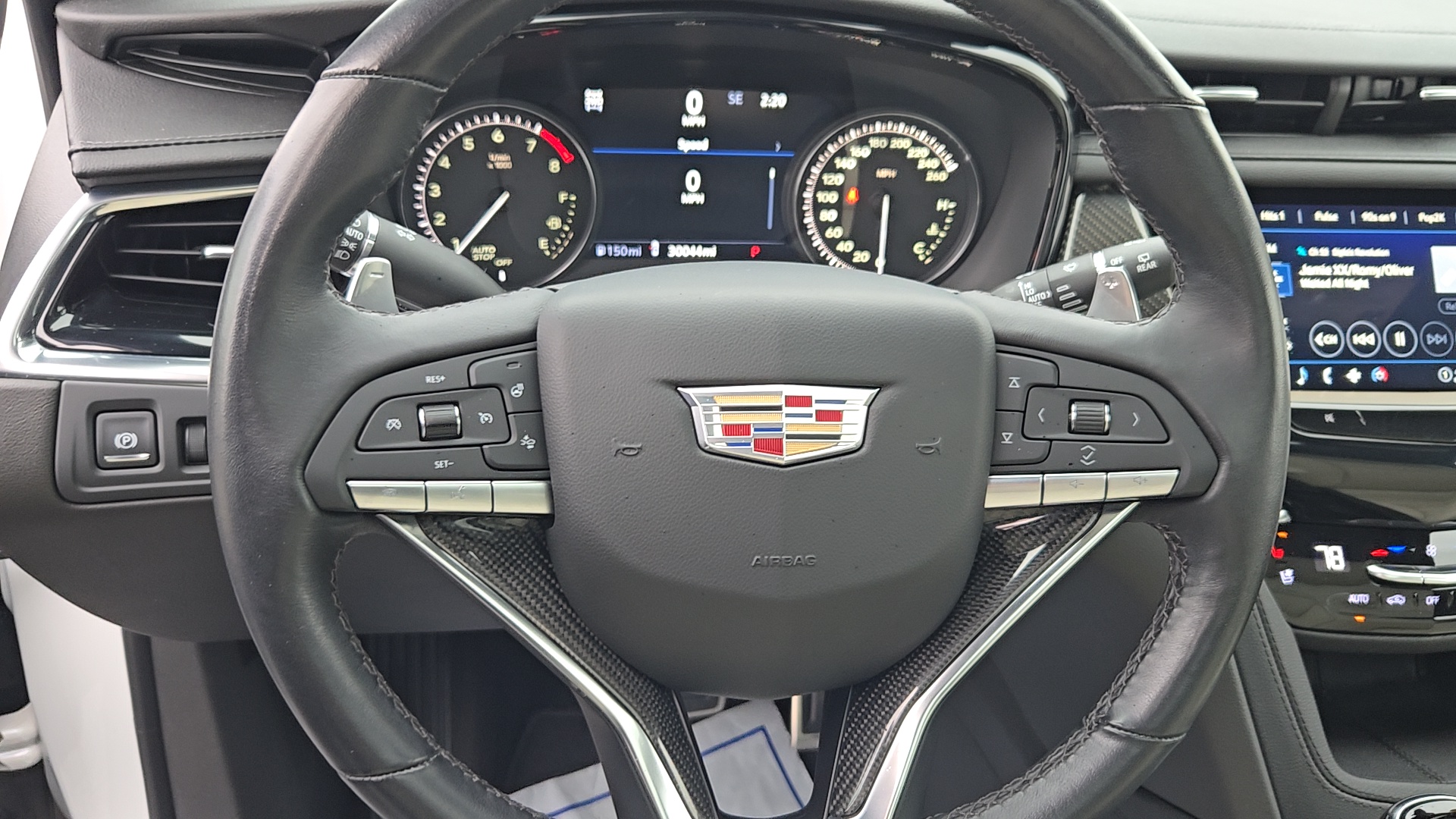 2022 Cadillac XT6 Sport 14