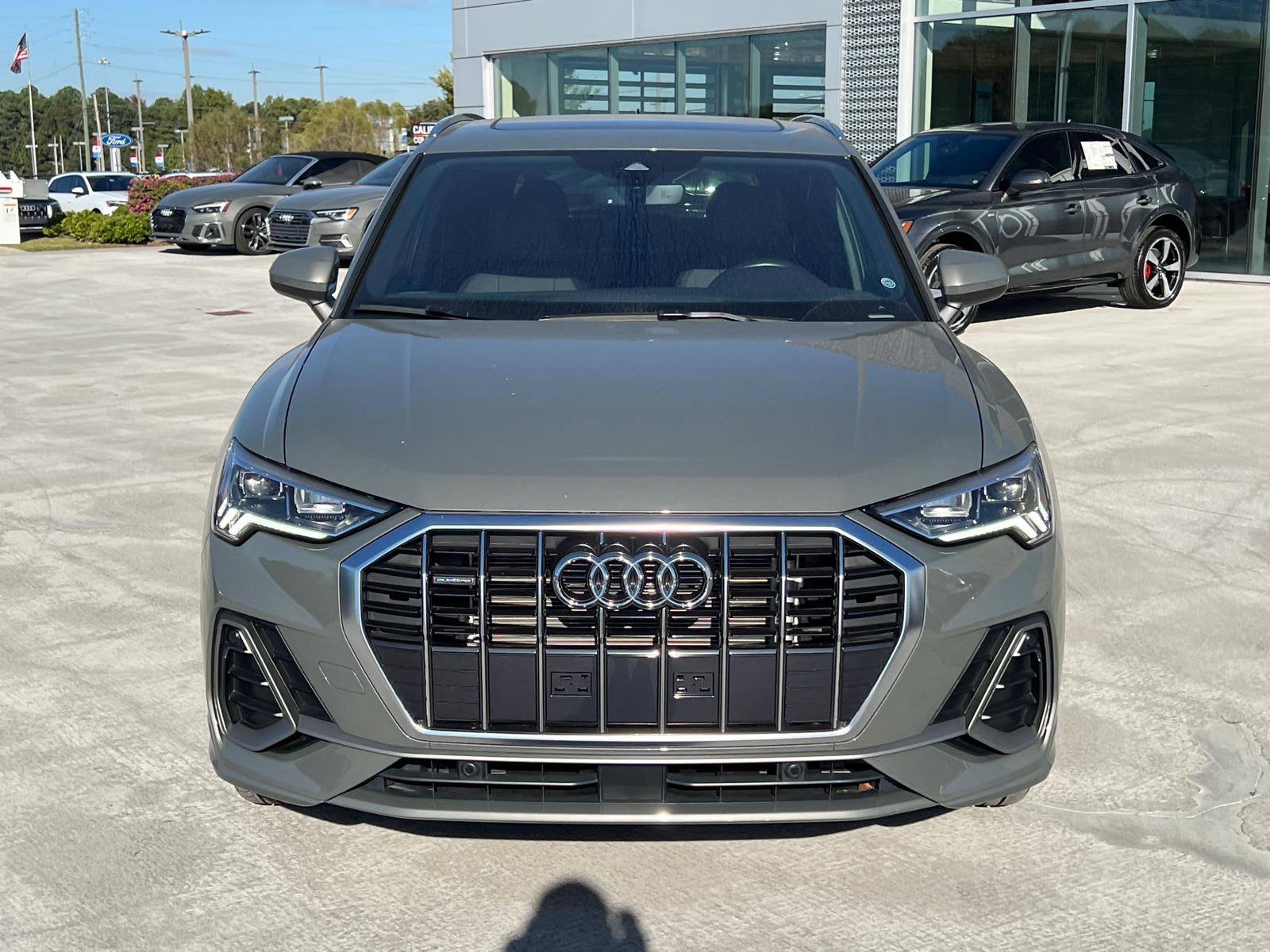 2024 Audi Q3 S line Premium 2