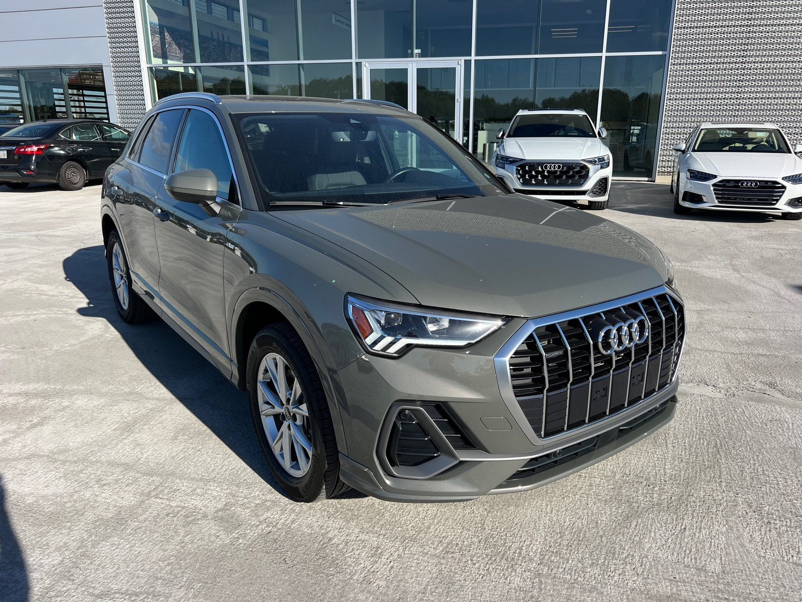 2024 Audi Q3 S line Premium 3