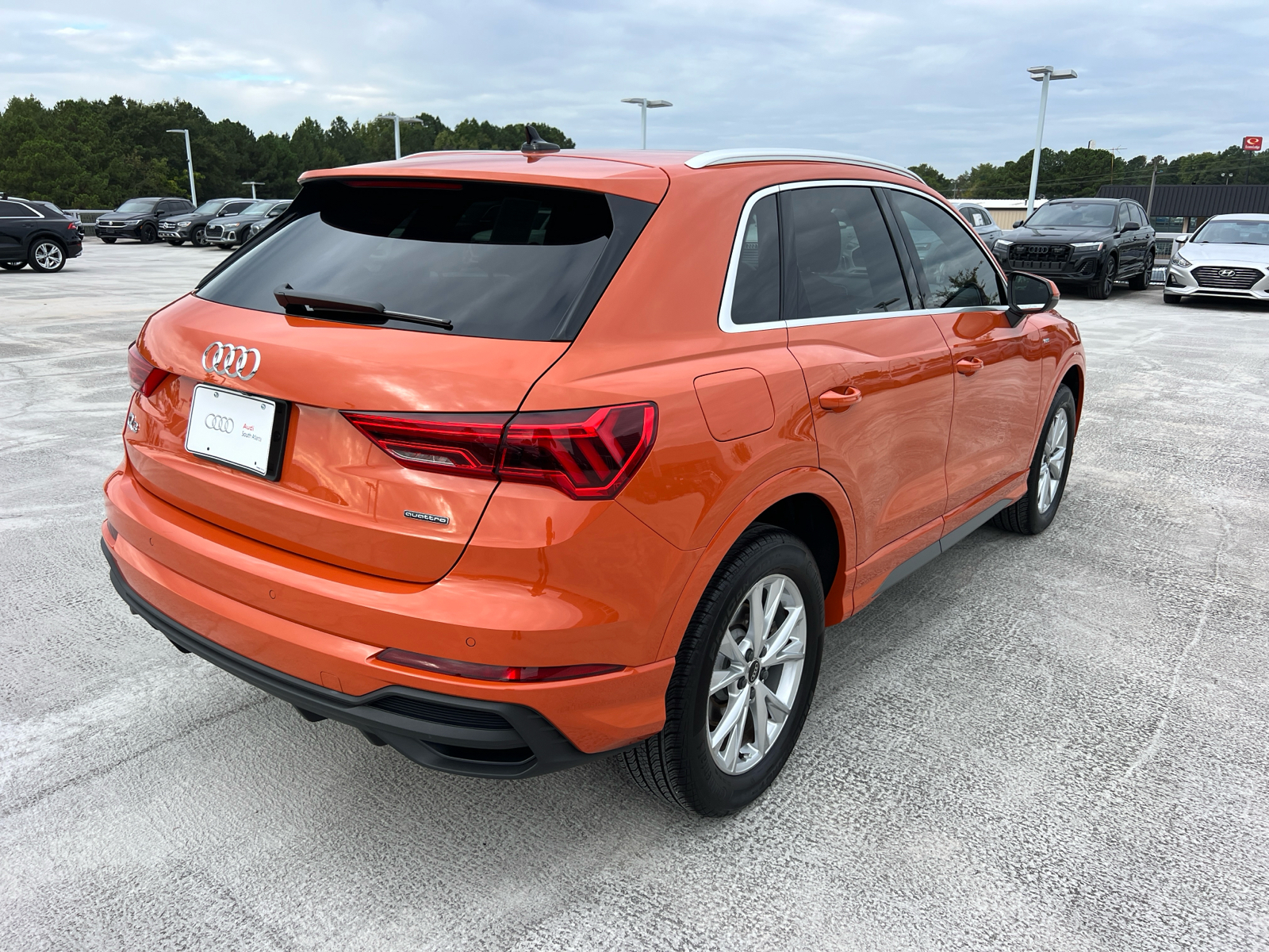 2024 Audi Q3 quattro S line Premium 45 TFSI 5