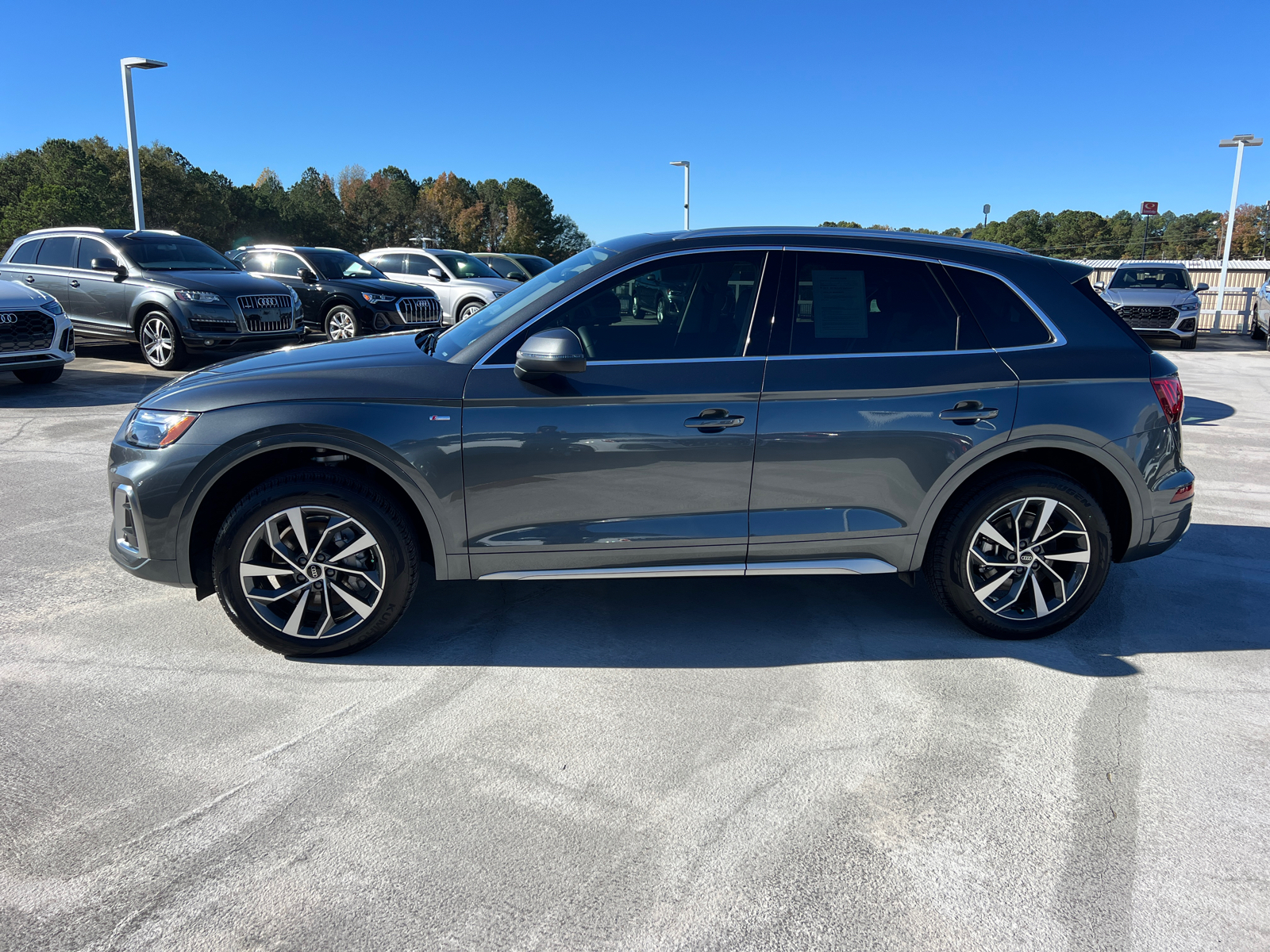 2024 Audi Q5 S line Premium Plus 8