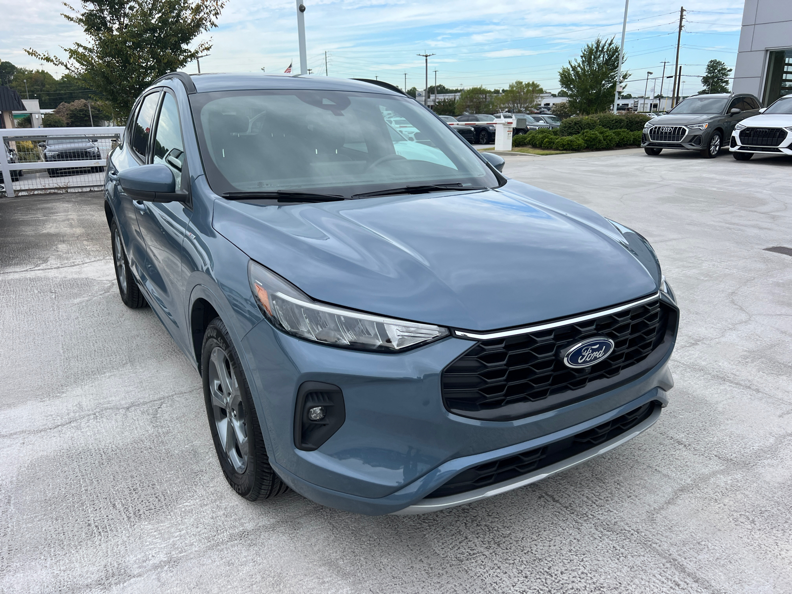 2023 Ford Escape ST-Line Select 4