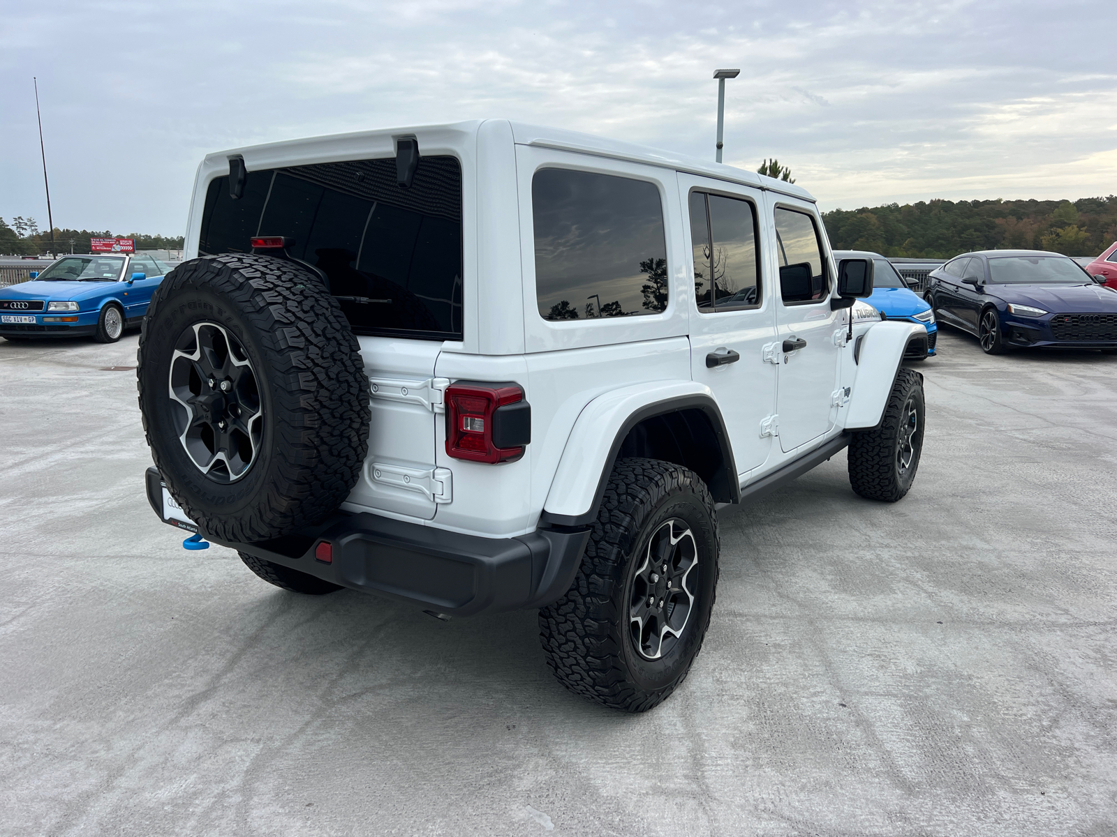 2023 Jeep Wrangler 4xe Rubicon 5