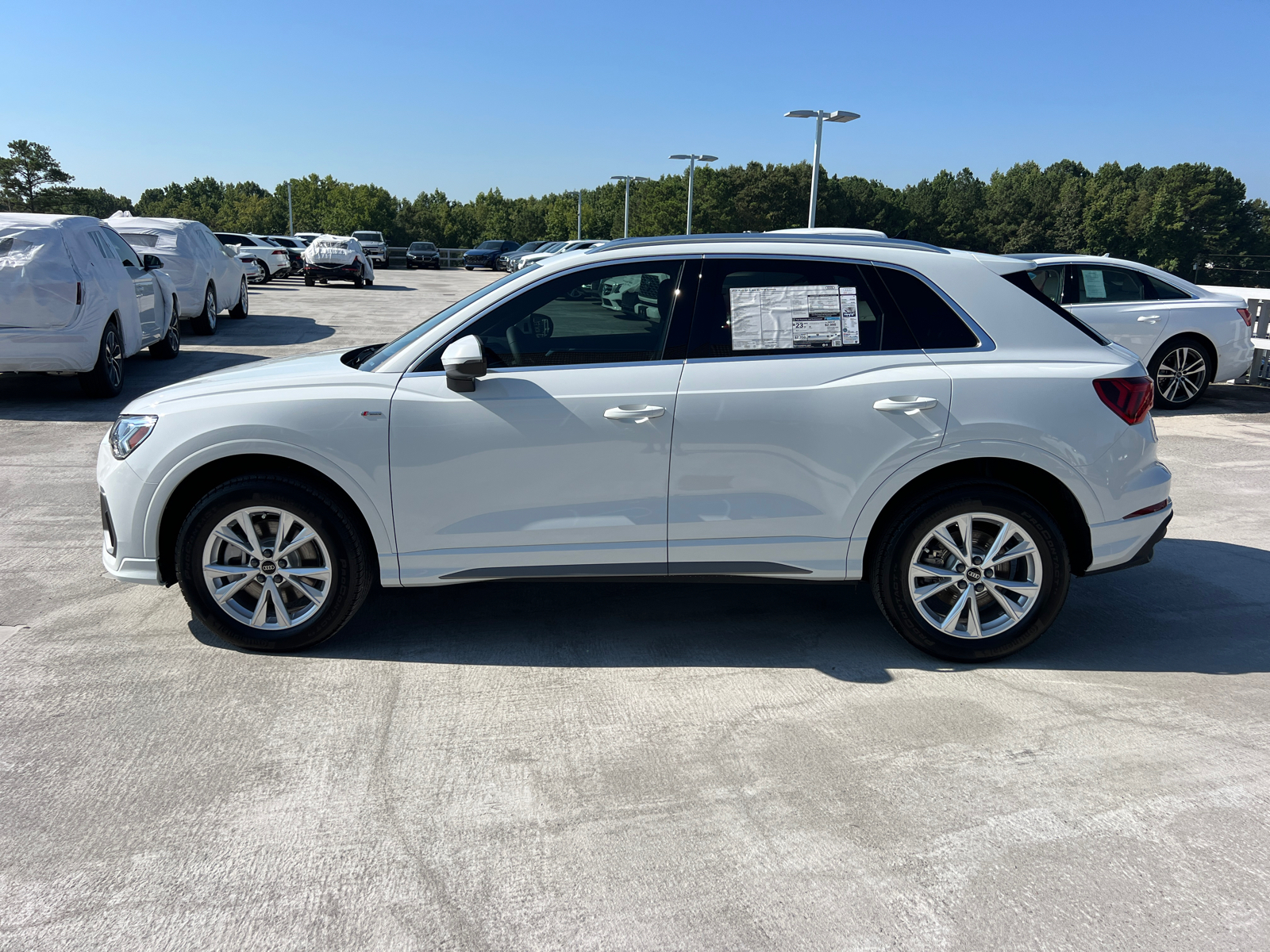 2024 Audi Q3 S line Premium 8