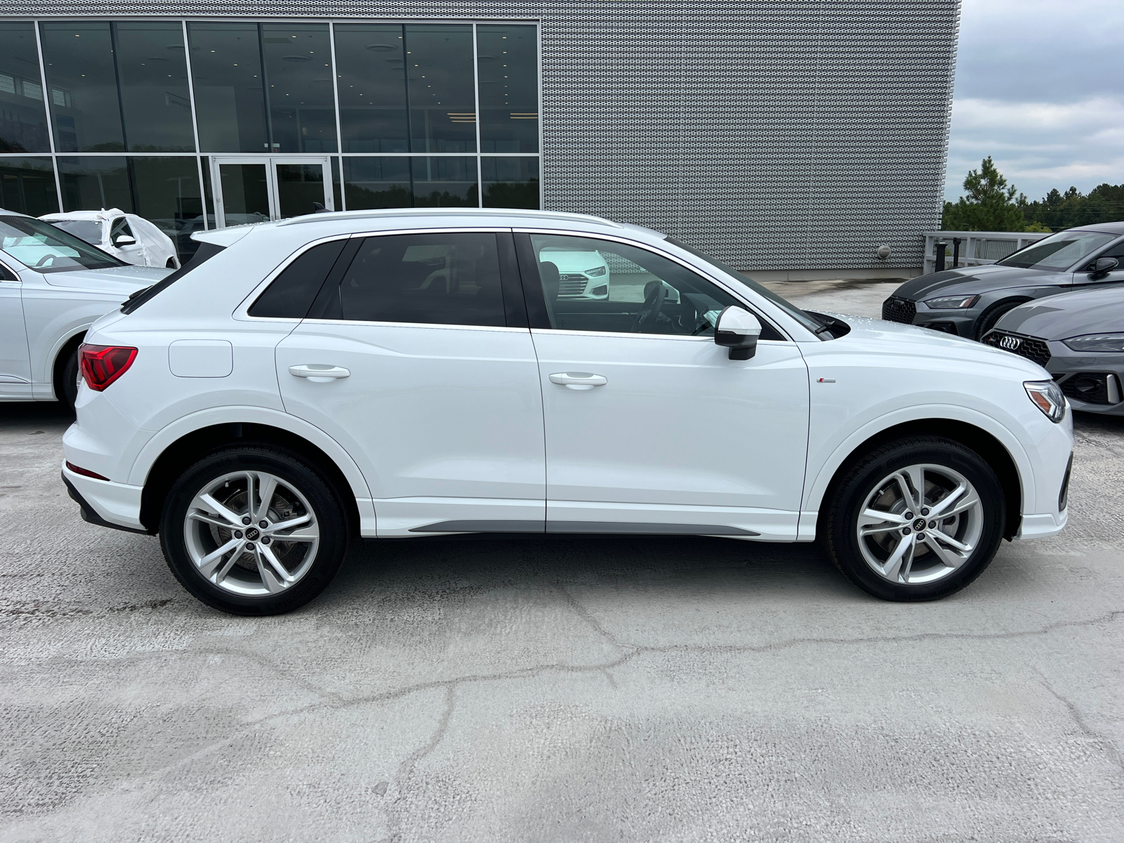 2024 Audi Q3 S line Premium Plus 4