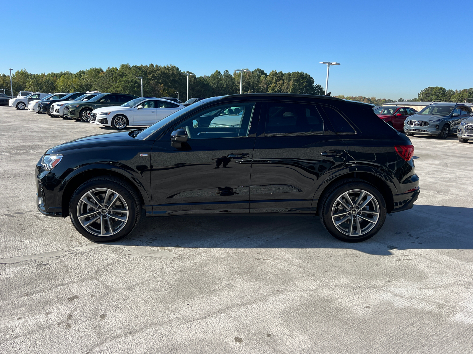 2024 Audi Q3 S line Premium 8