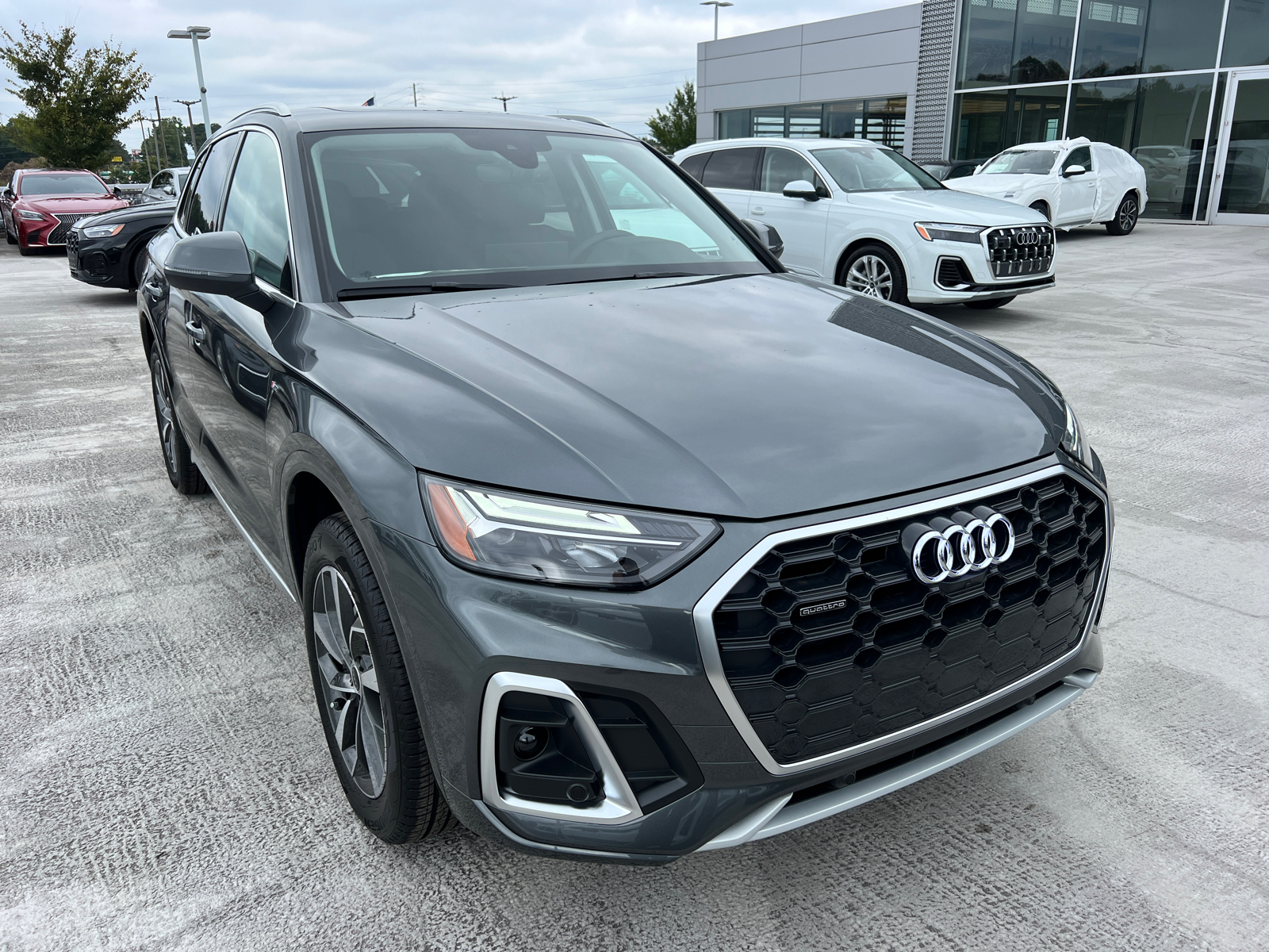 2024 Audi Q5 S line Premium Plus 3