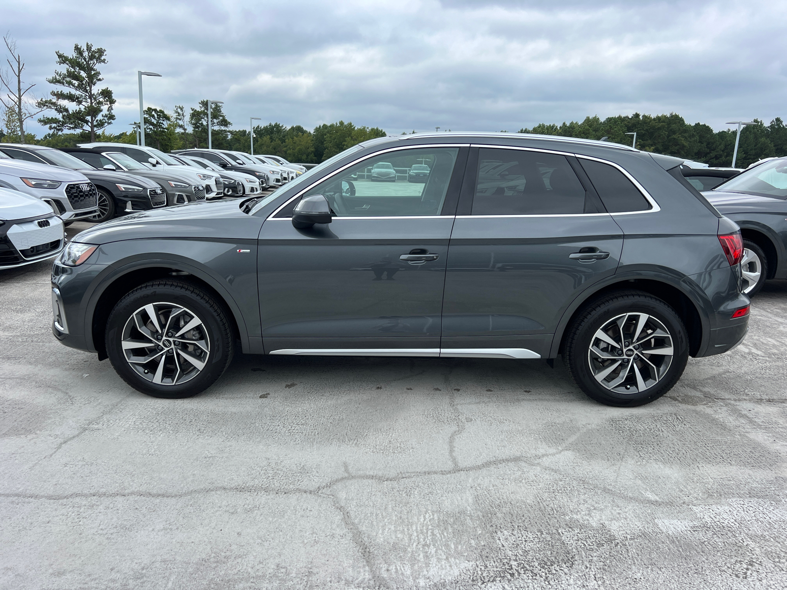 2024 Audi Q5 S line Premium Plus 8