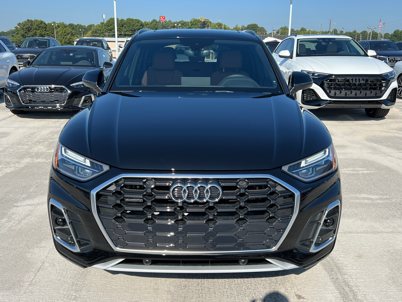 2024 Audi Q5 S line Premium 2