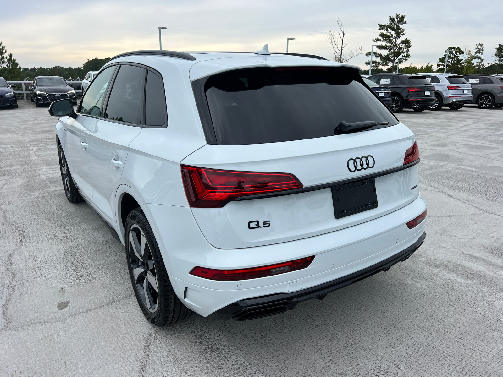 2024 Audi Q5 S line Premium Plus 7