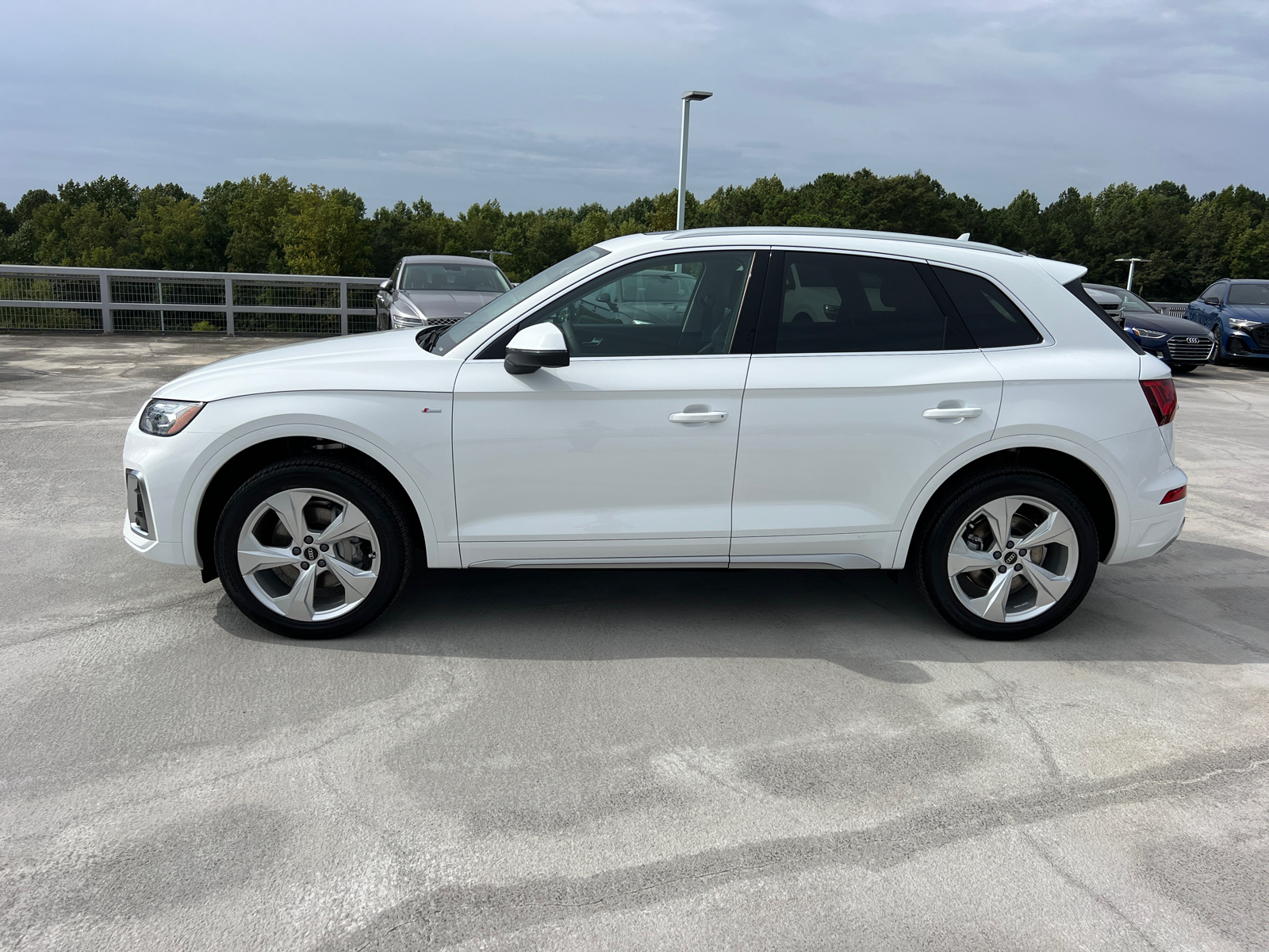 2024 Audi Q5 S line Premium Plus 8