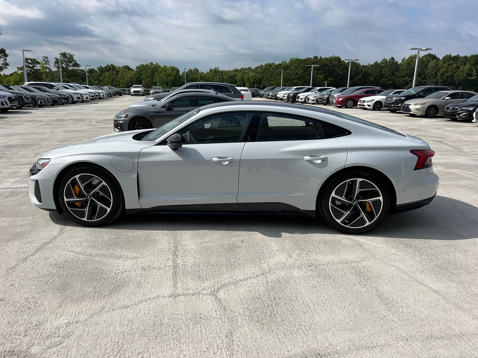 2024 Audi RS e-tron GT  8