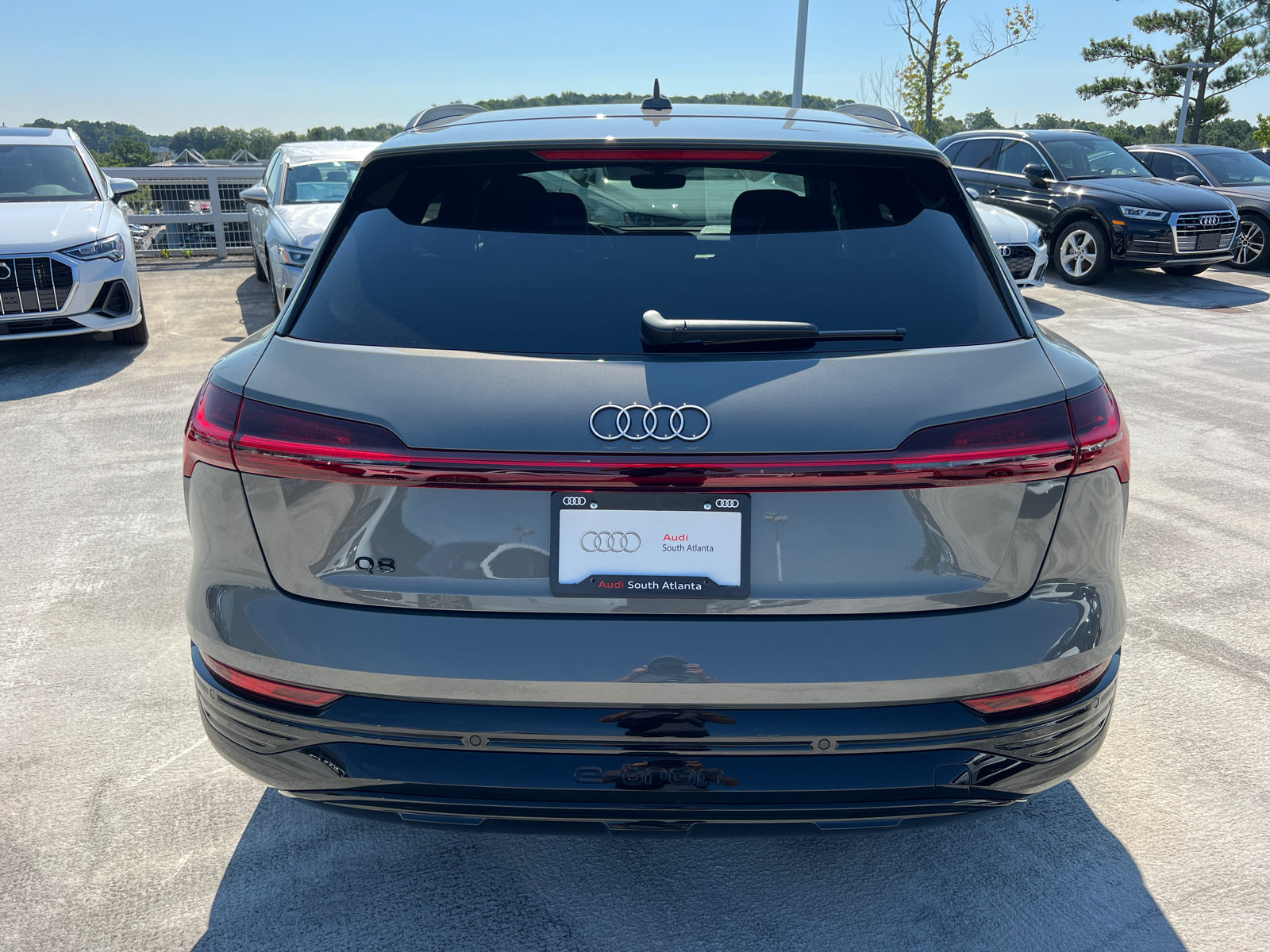 2024 Audi Q8 e-tron Prestige 6