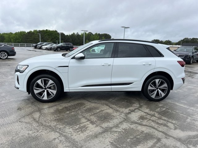 2024 Audi Q8 e-tron Premium 8