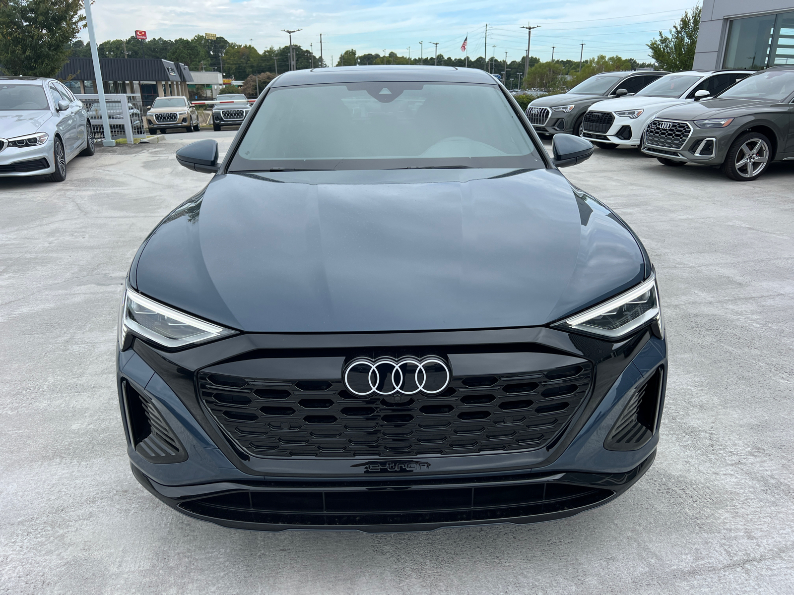 2024 Audi Q8 e-tron Sportback S line Premium 2